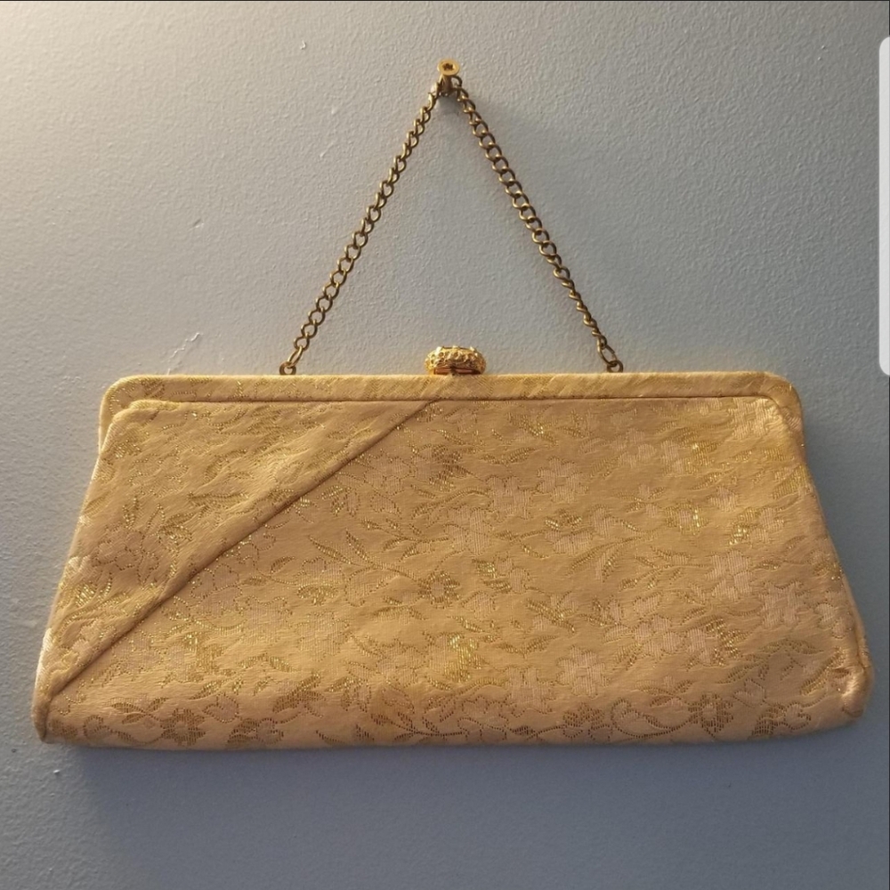Vintage 1950's Gold Lurex Floral Print Clutch/Chain Purse With Jewel Clasp.